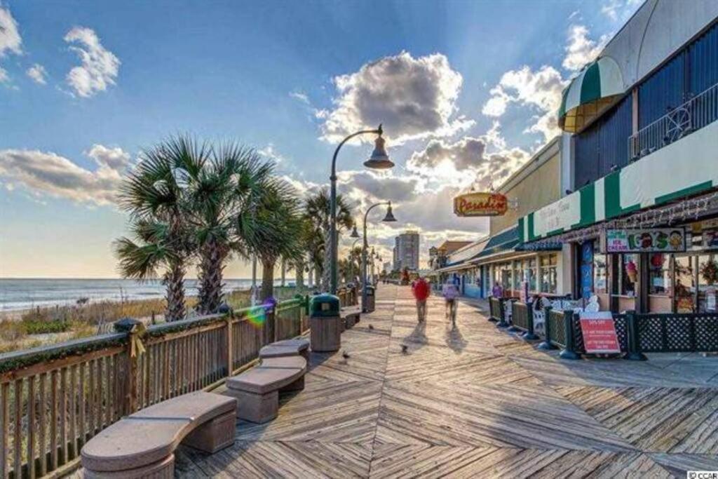 Ocean View Condo On The Beach! Myrtle Beach Exterior photo